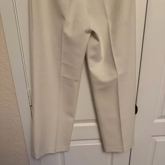 Aritzia Wilfred Effortless Cream Women's Trousers - Picture 10 of 16